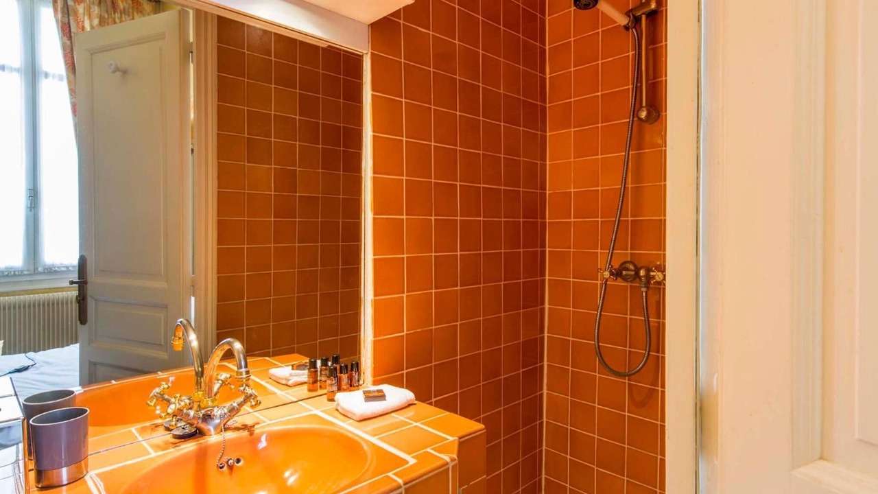 Photo of Bathroom in Condom