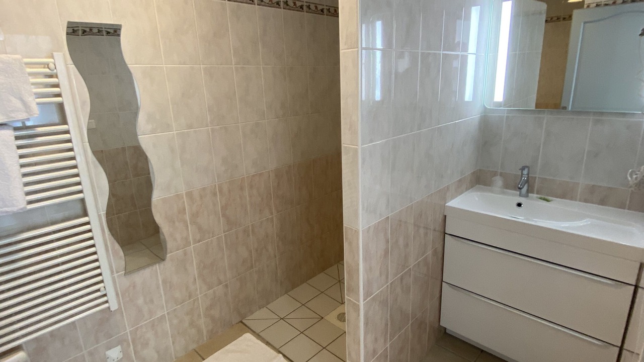 Photo of Others in Cognac