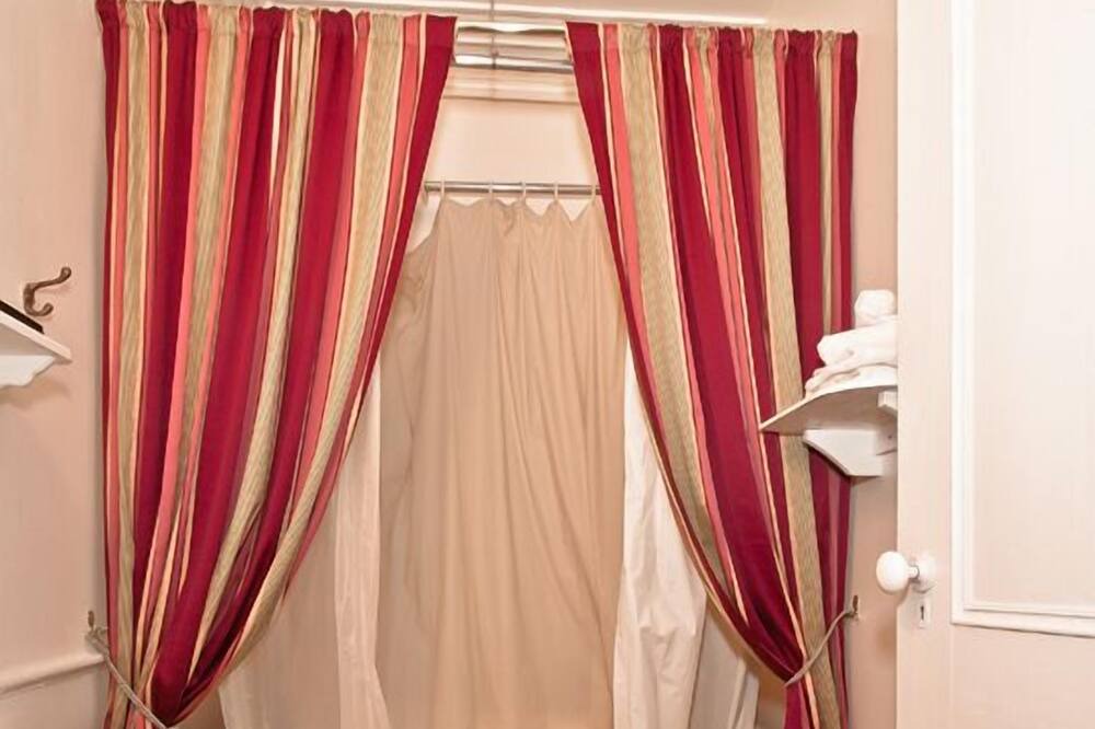 Photo of Bathroom in Le Bic