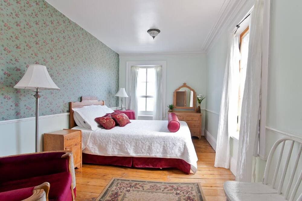 Photo of Bedroom in Le Bic