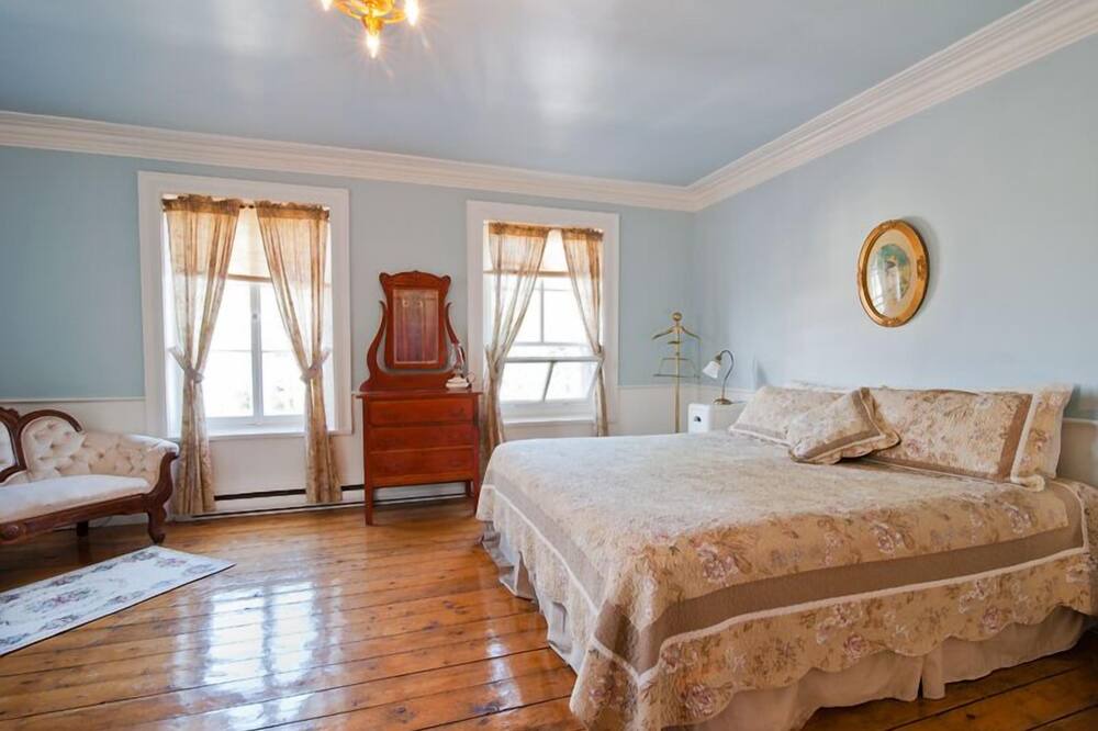 Photo of Bedroom in Le Bic