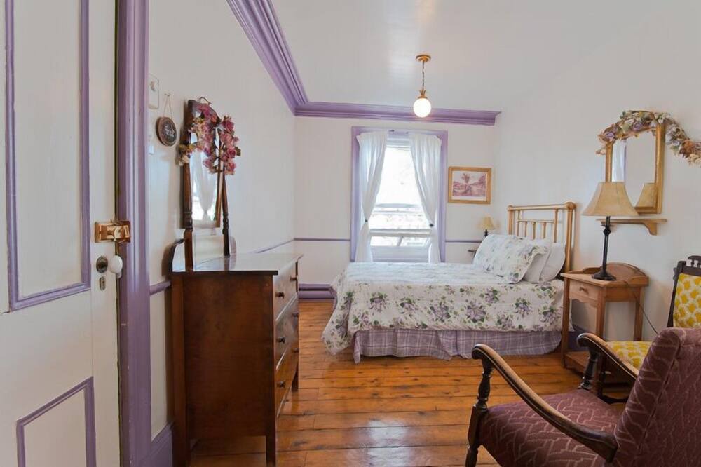 Photo of Bedroom in Le Bic