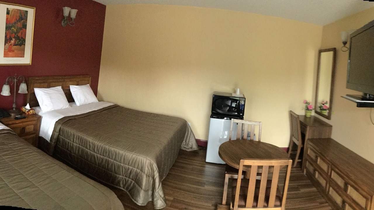 Photo of Bedroom in Saint-Romuald