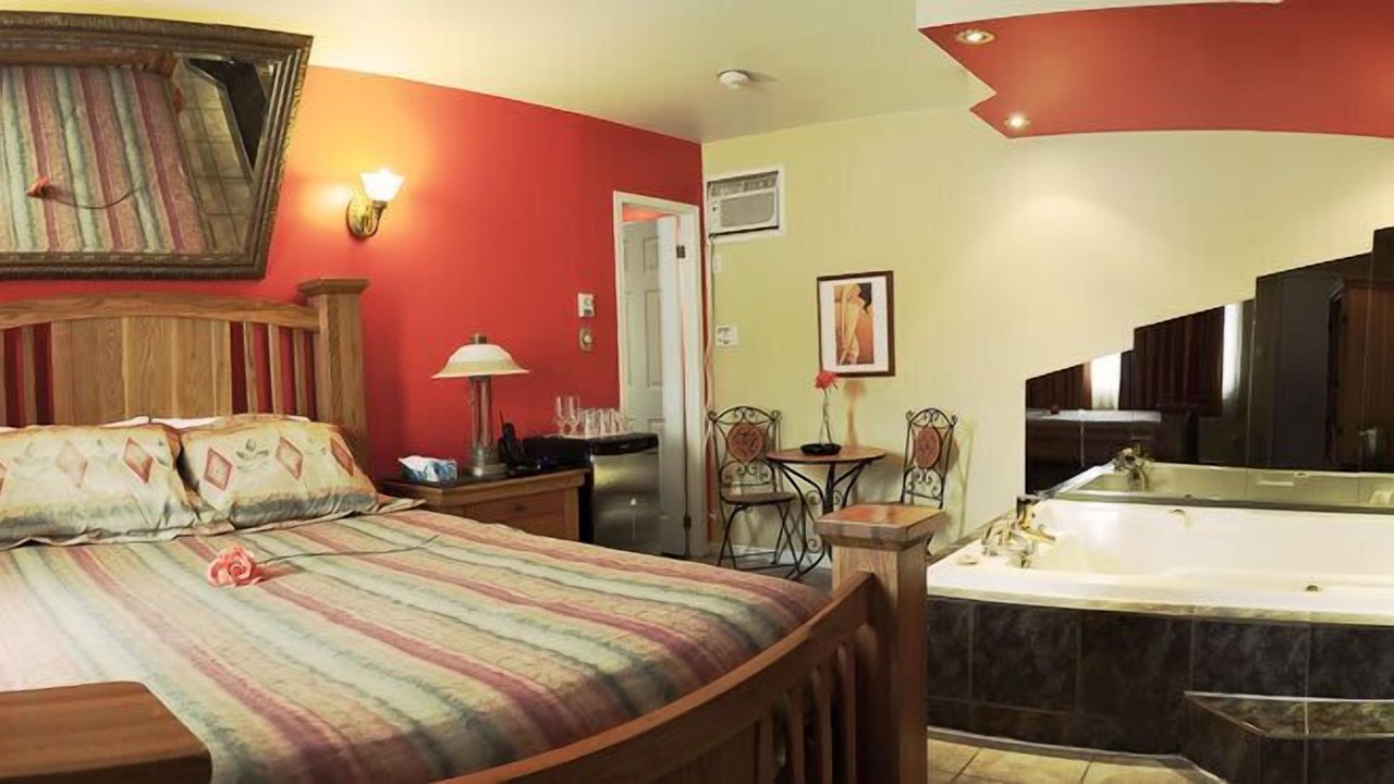 Photo of Bedroom in Saint-Romuald