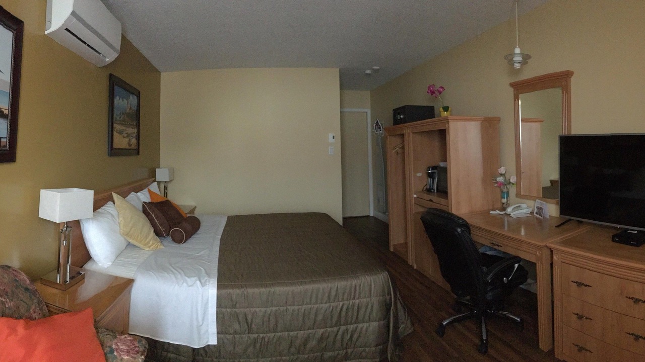 Photo of Bedroom in Saint-Romuald