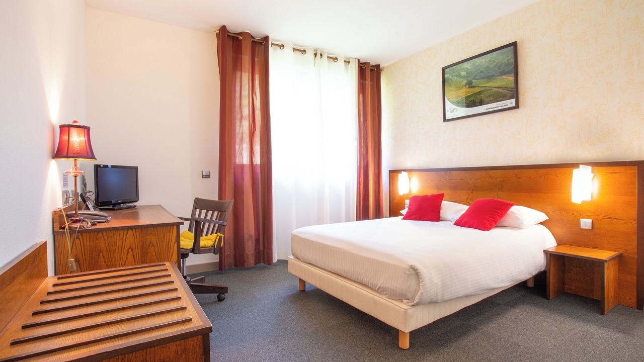 Photo of Bedroom in Cuq-Toulza