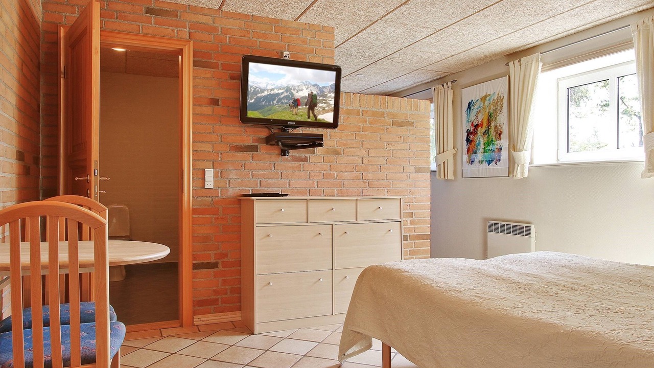 Photo of Others in Sig