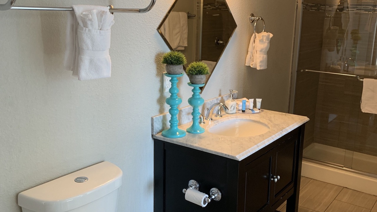 Photo of Bathroom in Gonzales