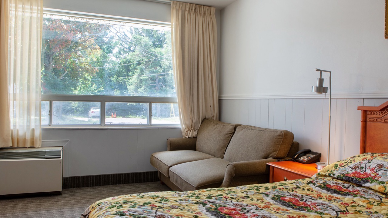 Photo of Bedroom in Richmond Hill