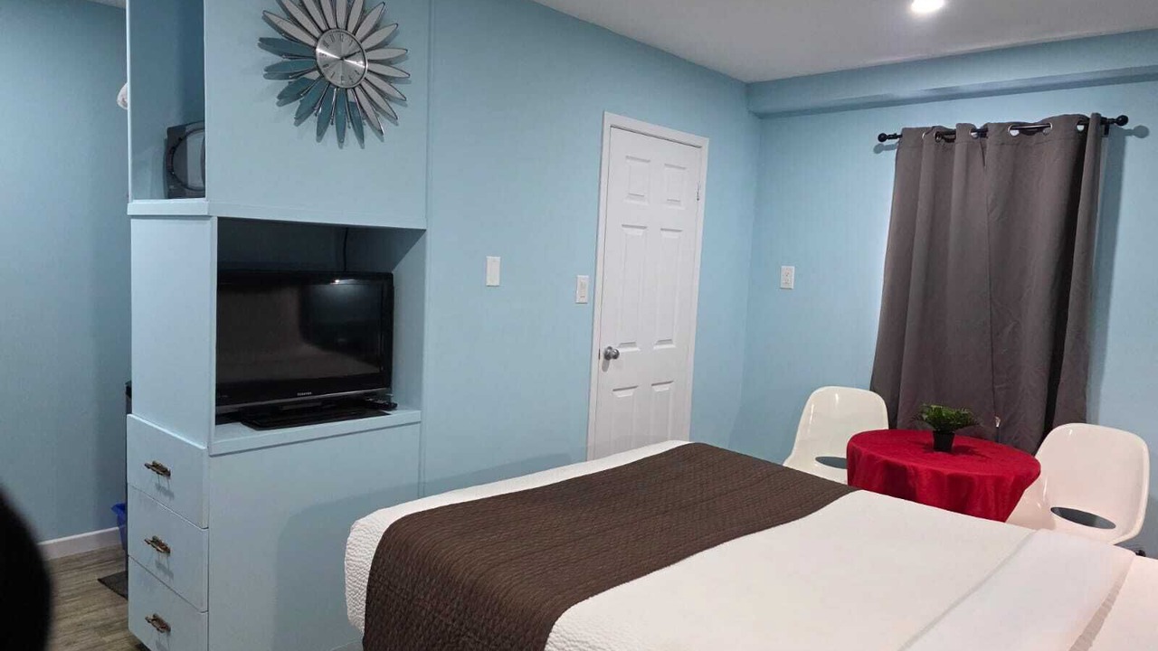 Photo of Bedroom in Kincardine