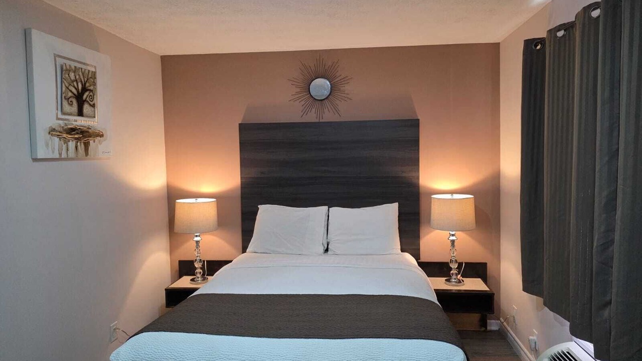 Photo of Bedroom in Kincardine