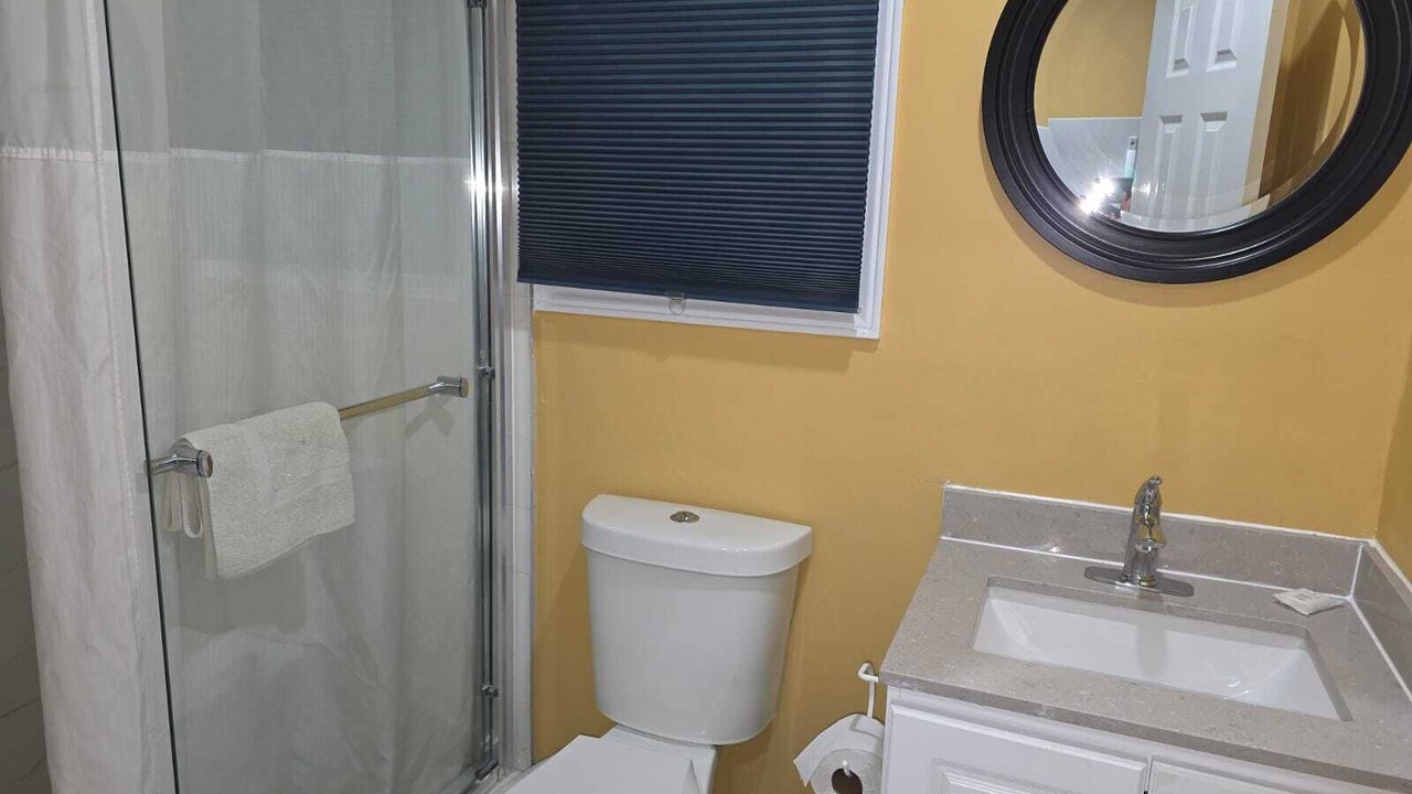 Photo of Bathroom in Kincardine