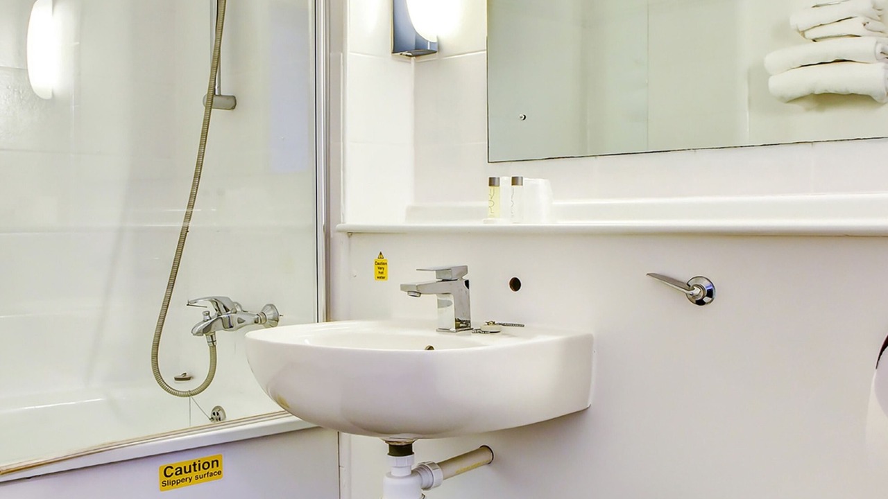 Photo of Bathroom in Moreton Morrell