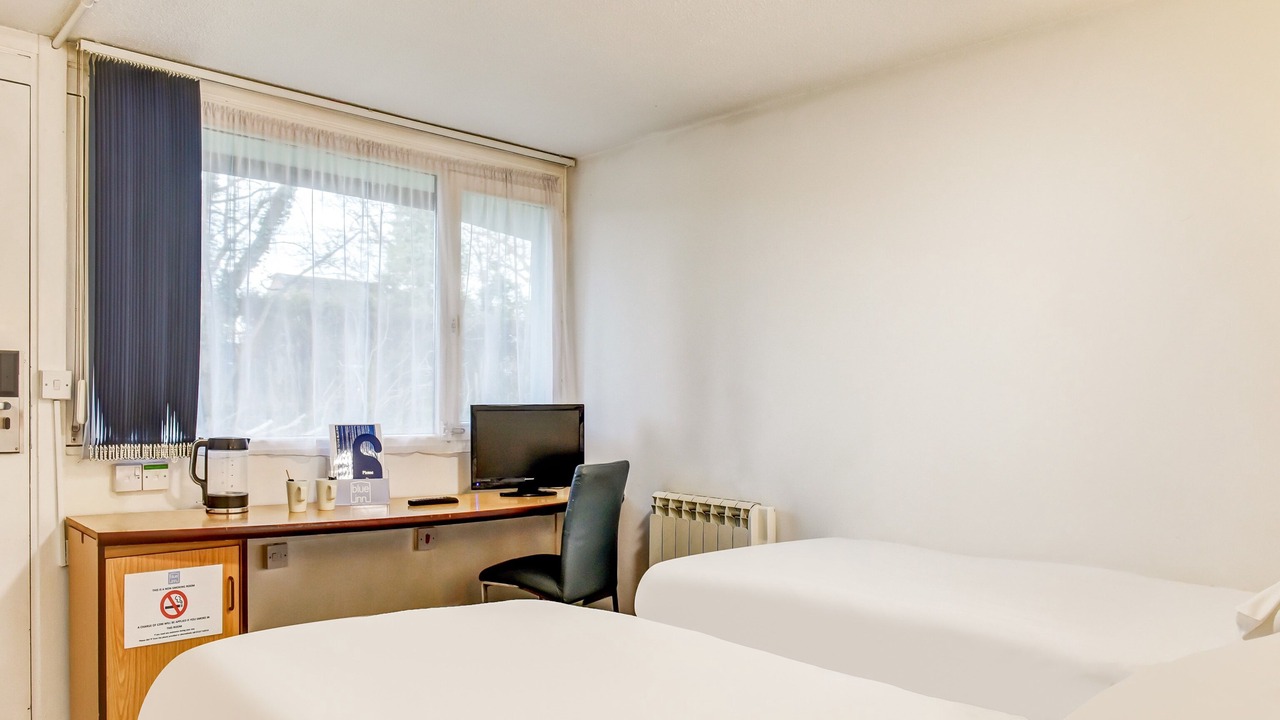 Photo of Bedroom in Moreton Morrell