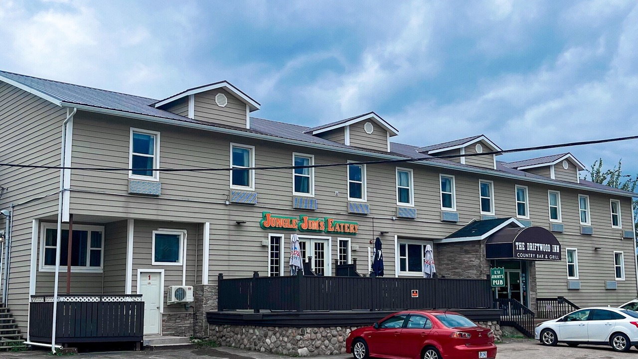 Photo of Outdoor in Deer Lake