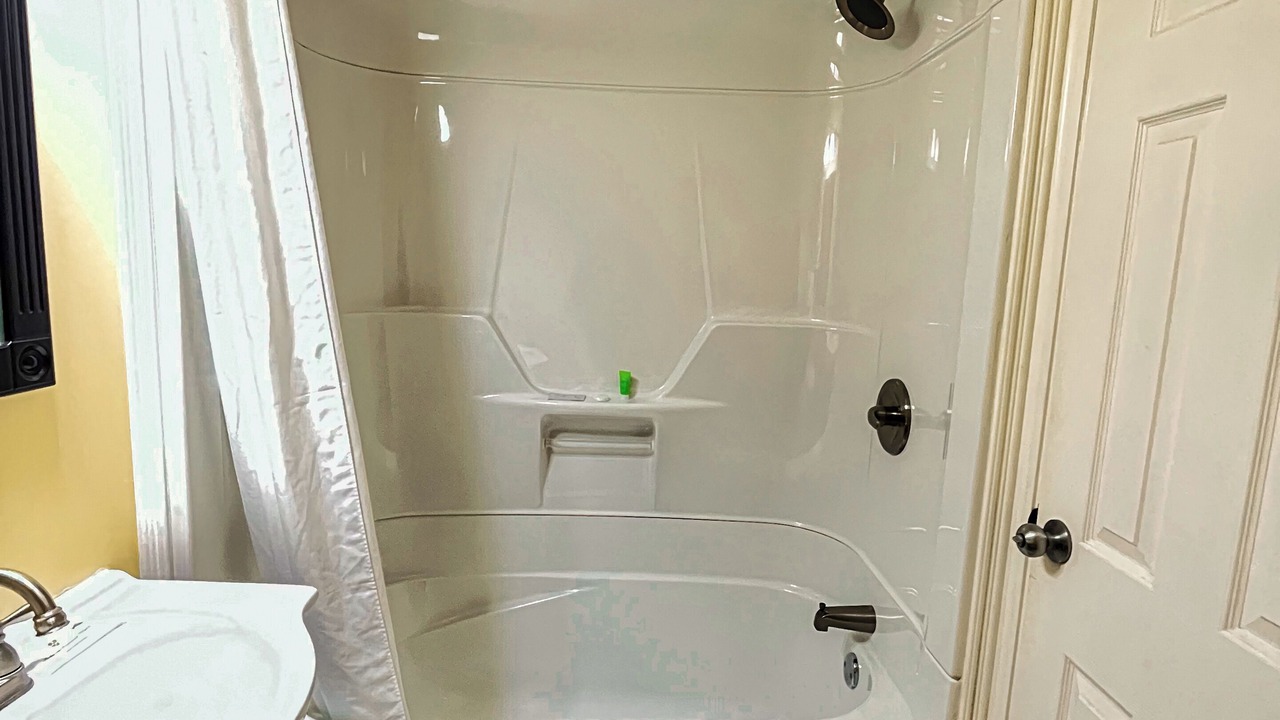 Photo of Bathroom in Deer Lake