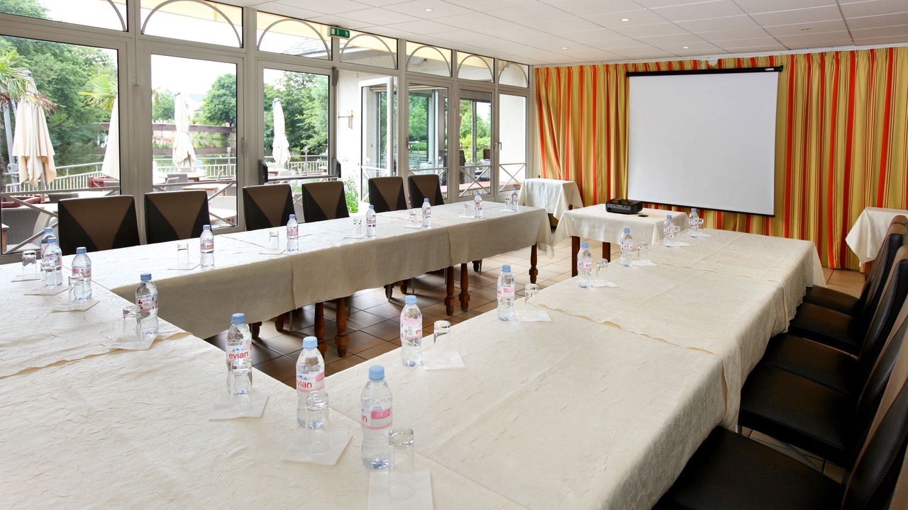 Photo of Others in Cesson-Sevigne