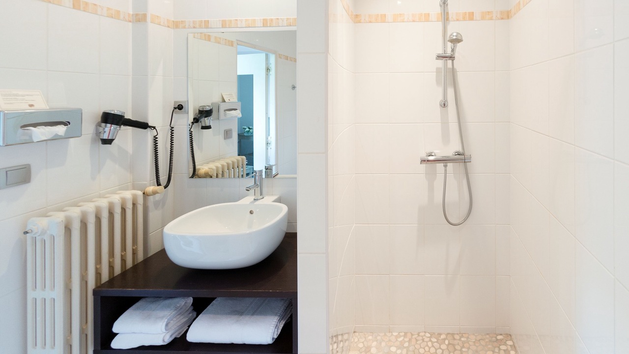 Photo of Bathroom in Cesson-Sevigne