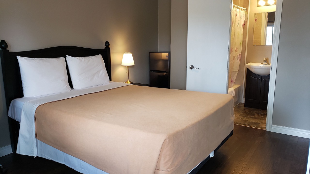 Photo of Bedroom in Sarnia