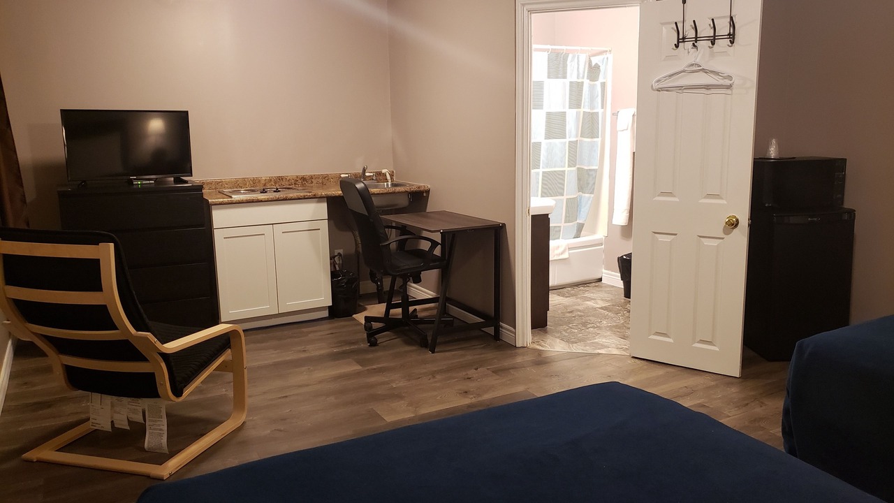 Photo of Livingroom in Sarnia