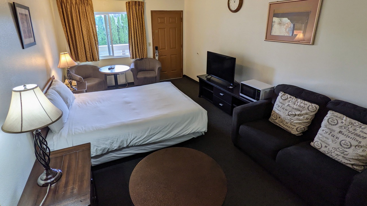 Photo of Others in Monroe