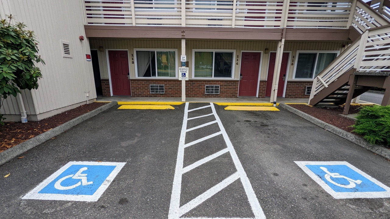 Photo of Others in Monroe