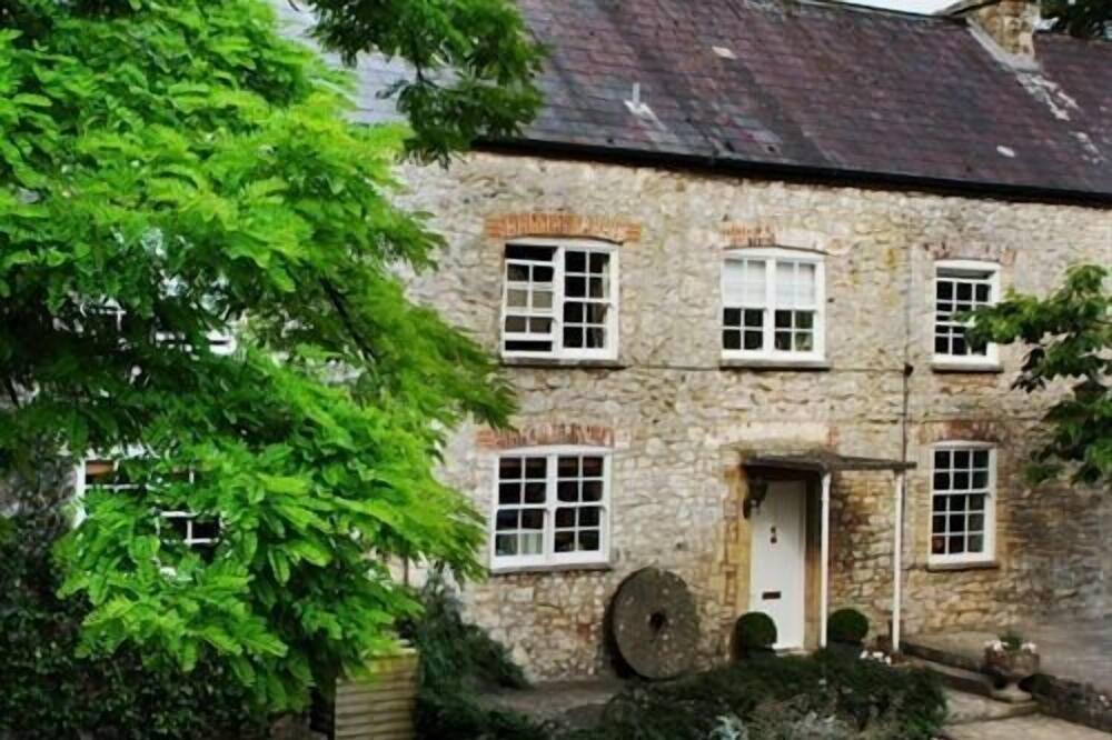 Photo of Outdoor in Nunney