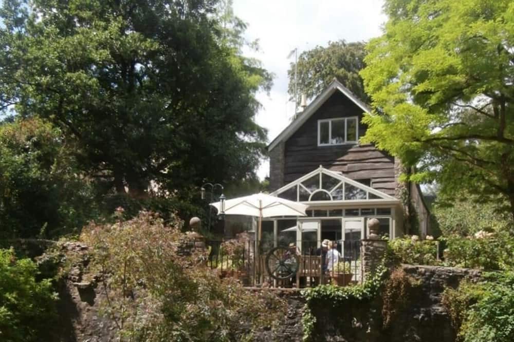 Photo of Outdoor in Nunney