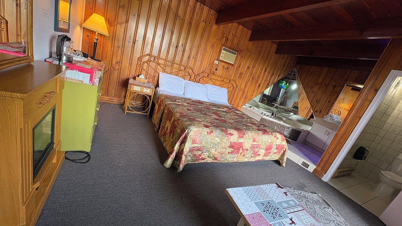 Photo of Bedroom in St. Jerome