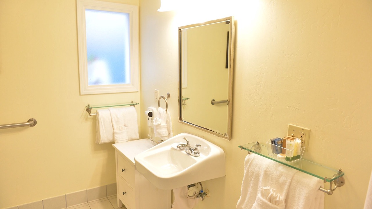 Photo of Bathroom in Coronado