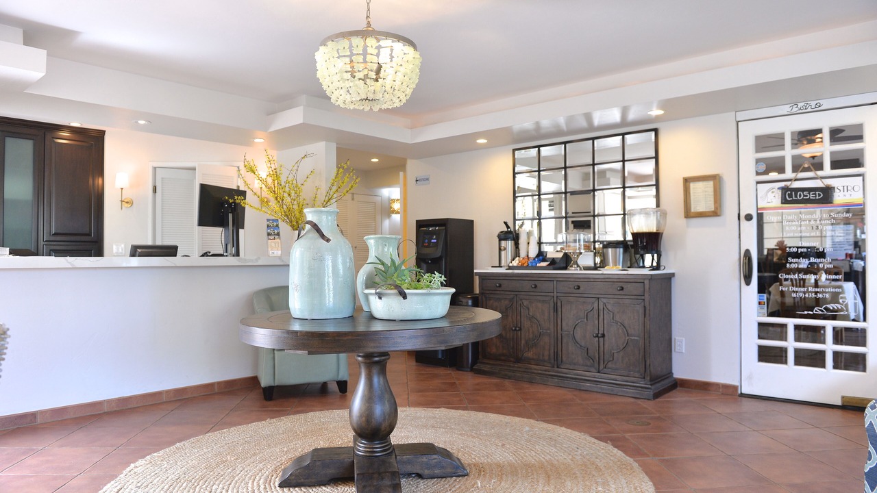 Photo of Livingroom in Coronado