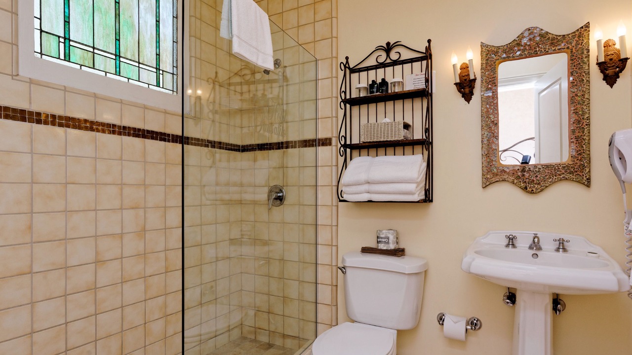 Photo of Bathroom in Sausalito