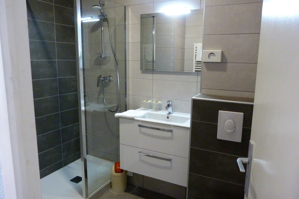 Photo of Bathroom in Saint-Clement-sur-Valsonne