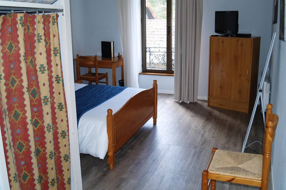 Photo of Bedroom in Saint-Clement-sur-Valsonne