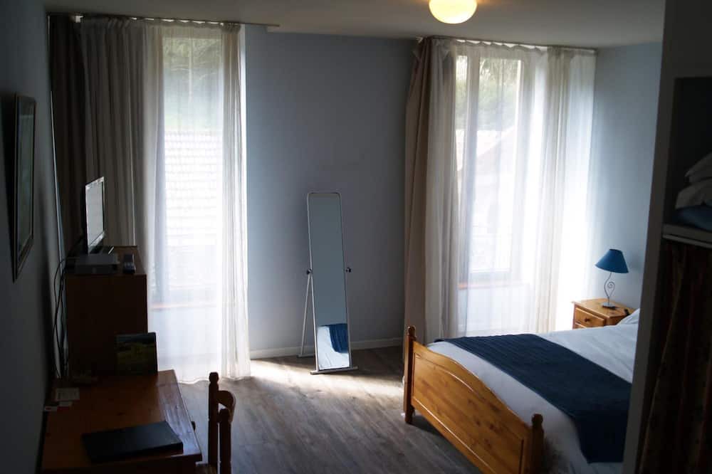 Photo of Bedroom in Saint-Clement-sur-Valsonne