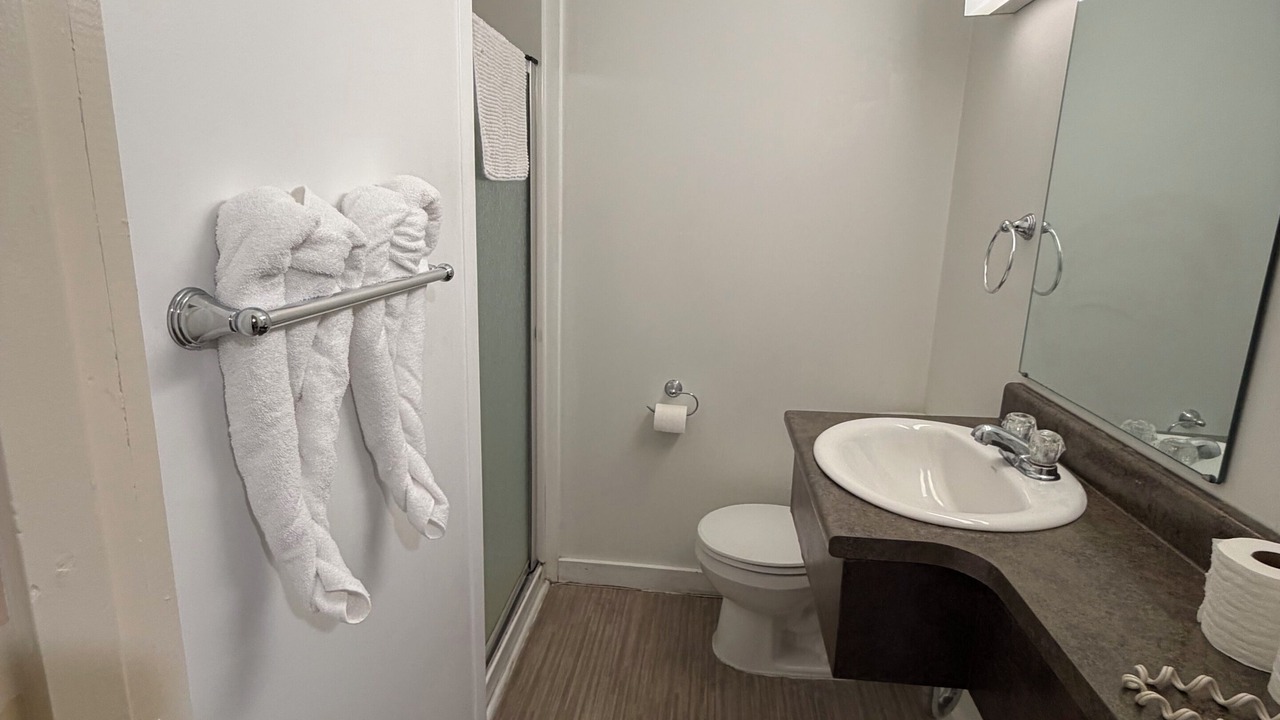 Photo of Bathroom in Kenora