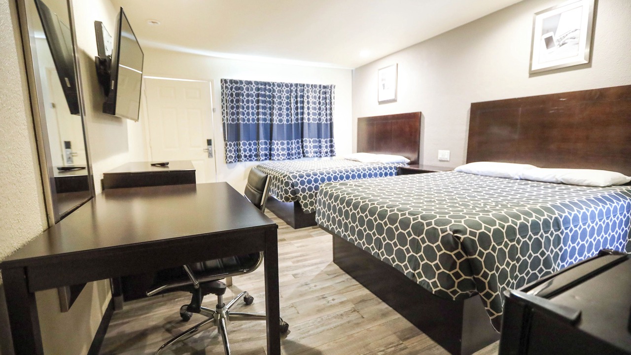 Photo of Bedroom in Southwestern Sacramento