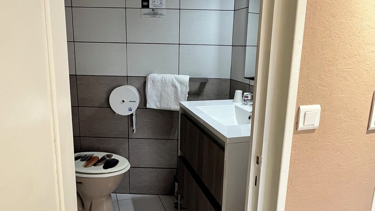 Photo of Bathroom in Limoux