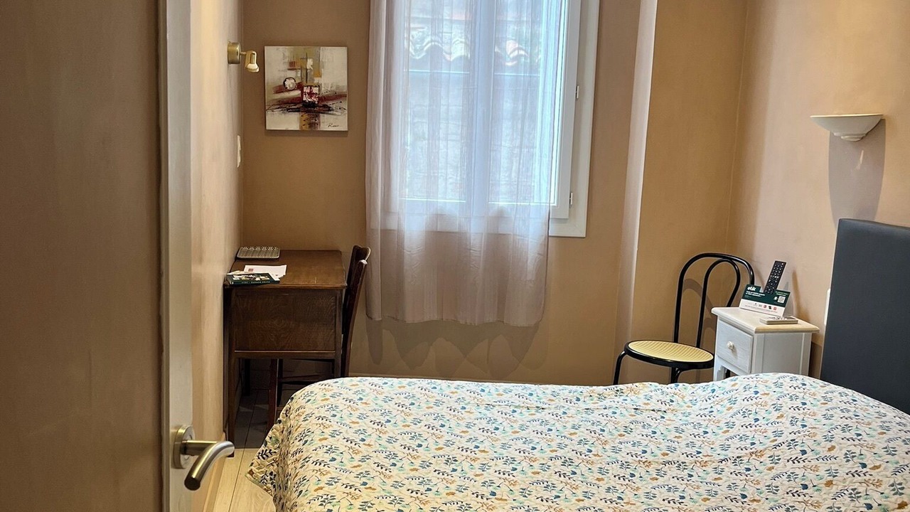 Photo of Bedroom in Limoux