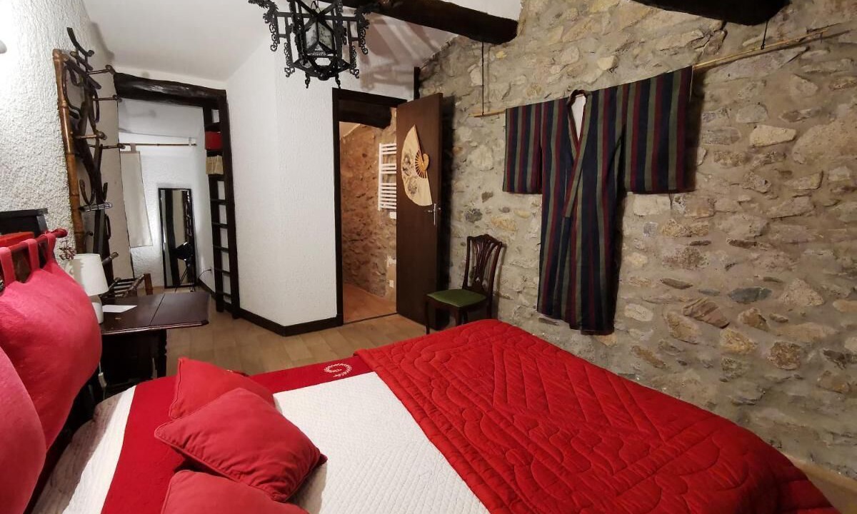 Photo of Others in Saint-Pierre-de-Riviere