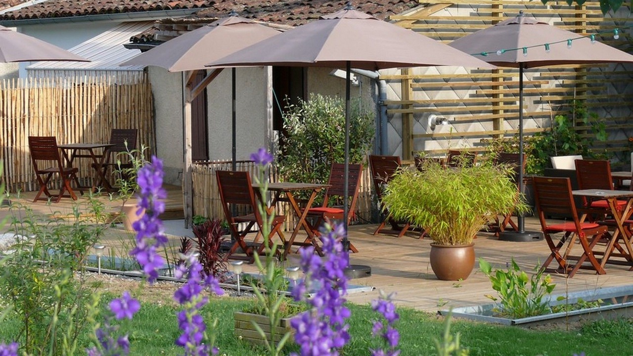 Photo of Patio Balcony in Saint-Pierre-de-Riviere