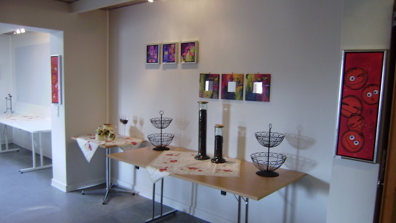 Photo of Others in Skygge