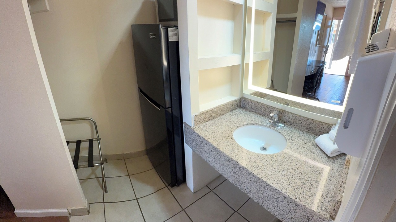 Photo of Bathroom in Denver City