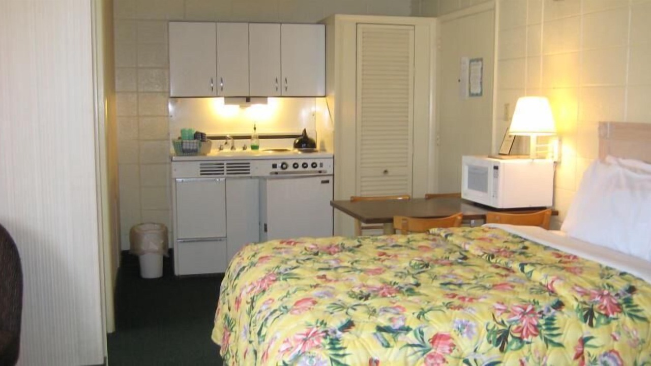 Photo of Kitchen in Northeast Virginia Beach