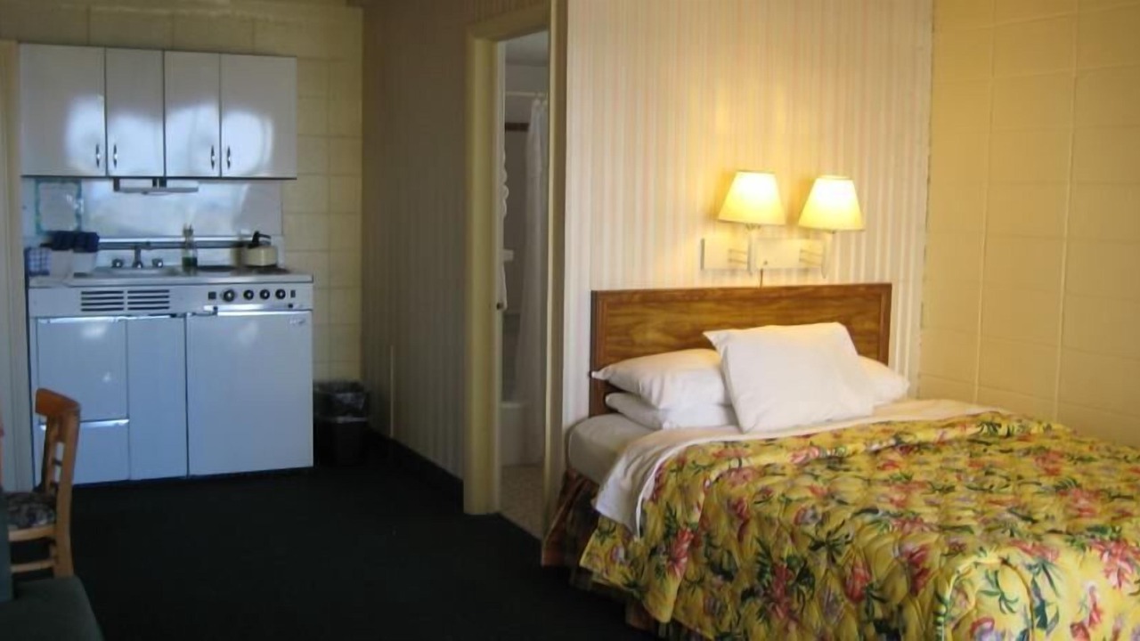 Photo of Bedroom in Northeast Virginia Beach