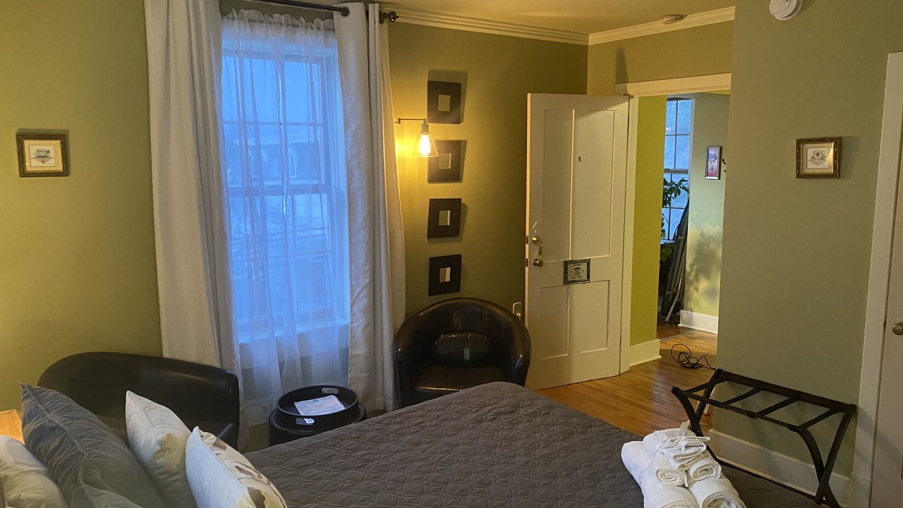 Photo of Bedroom in Magog