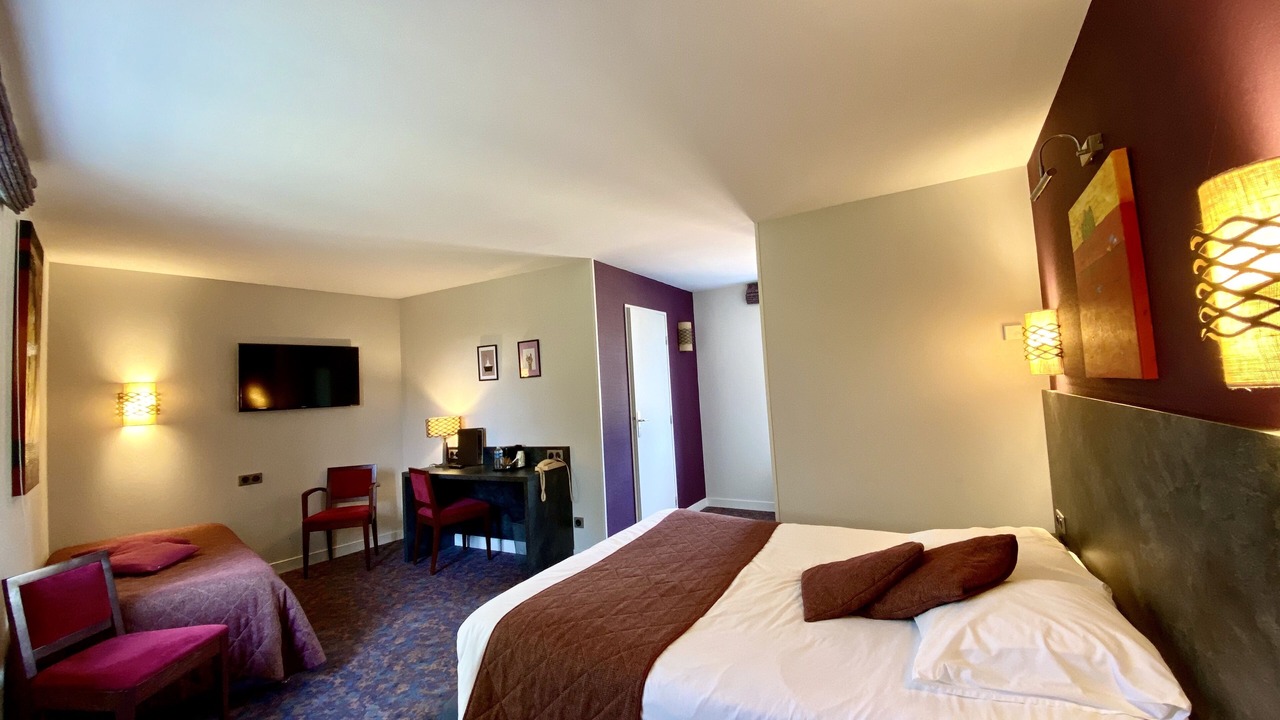 Photo of Bedroom in Arsonval