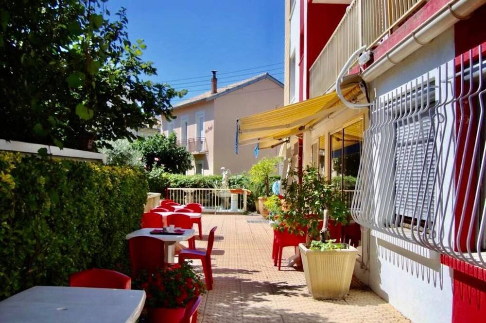 Photo of Outdoor in Estanove