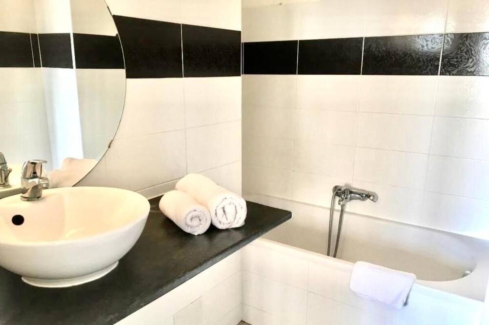 Photo of Bathroom in Estanove