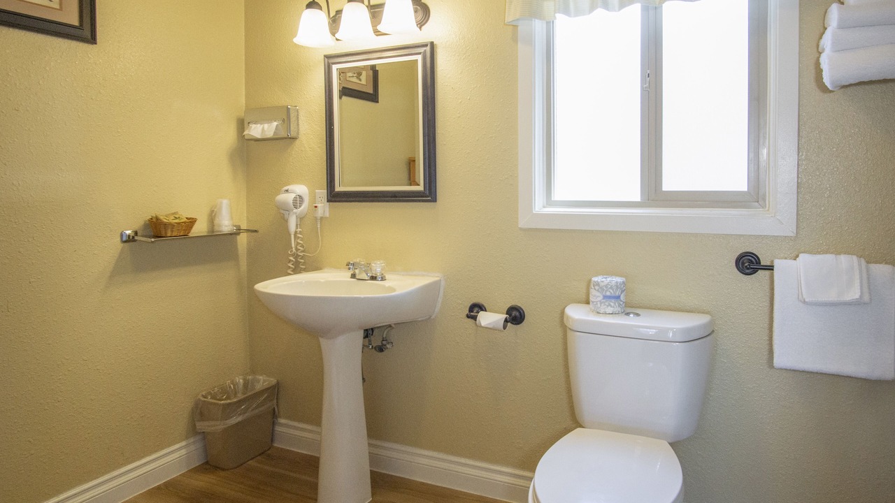 Photo of Bathroom in Burney